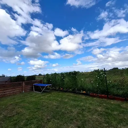 Z Ogrodkiem Mewa アパート *